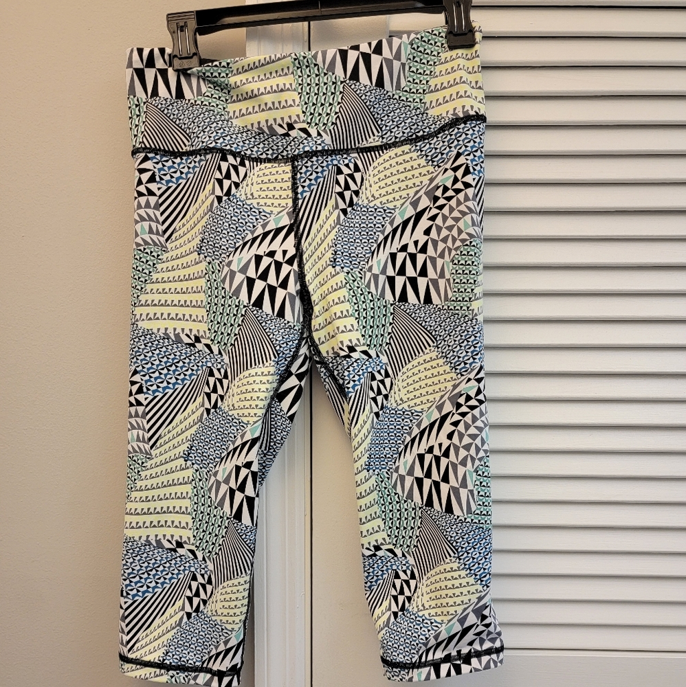 Victoria's Secret Sport Crop Leggings